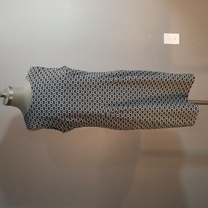 Mario Serrani size 12 black and white patterned knee length dress. Unlined